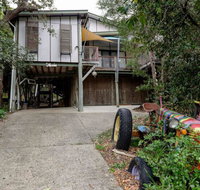 Five Bimba Tractor House - Accommodation Whitsundays