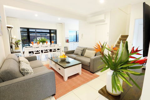 Lotus Retreat - Accommodation Whitsundays 0