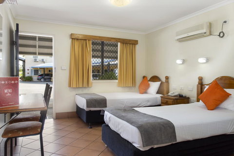 Glenmore Tavern - Accommodation Whitsundays 11