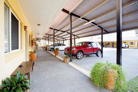 Glenmore Tavern - Accommodation Whitsundays 19