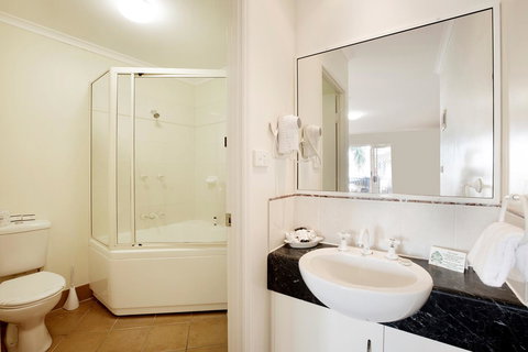 Glenmore Tavern - Accommodation Whitsundays 3