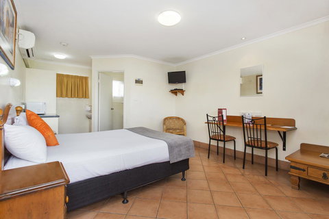 Glenmore Tavern - Accommodation Whitsundays 29