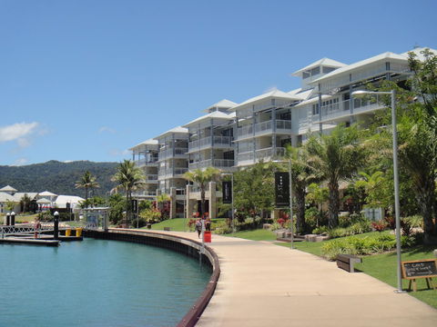 Boathouse Port Of Airlie - Accommodation Whitsundays 0