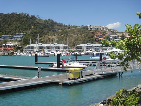 Boathouse Port Of Airlie - Accommodation Whitsundays 4