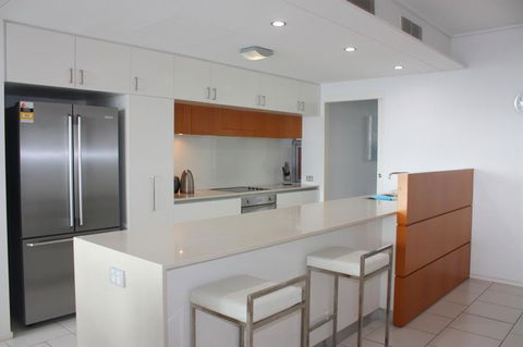 Private Seaview Apartment At Peninsula - Airlie Beach - Accommodation Whitsundays 8