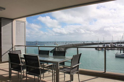 Private Seaview Apartment At Peninsula - Airlie Beach - Accommodation Whitsundays 3