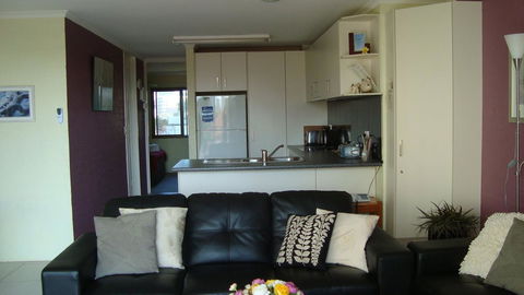 Burleigh Palms Holiday Apartments - Accommodation Whitsundays 39