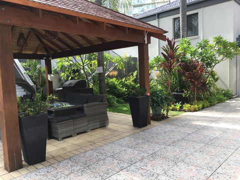 Burleigh Palms Holiday Apartments - Accommodation Whitsundays 16