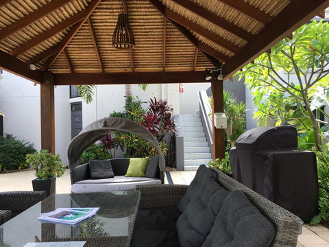 Burleigh Palms Holiday Apartments - Accommodation Whitsundays 4