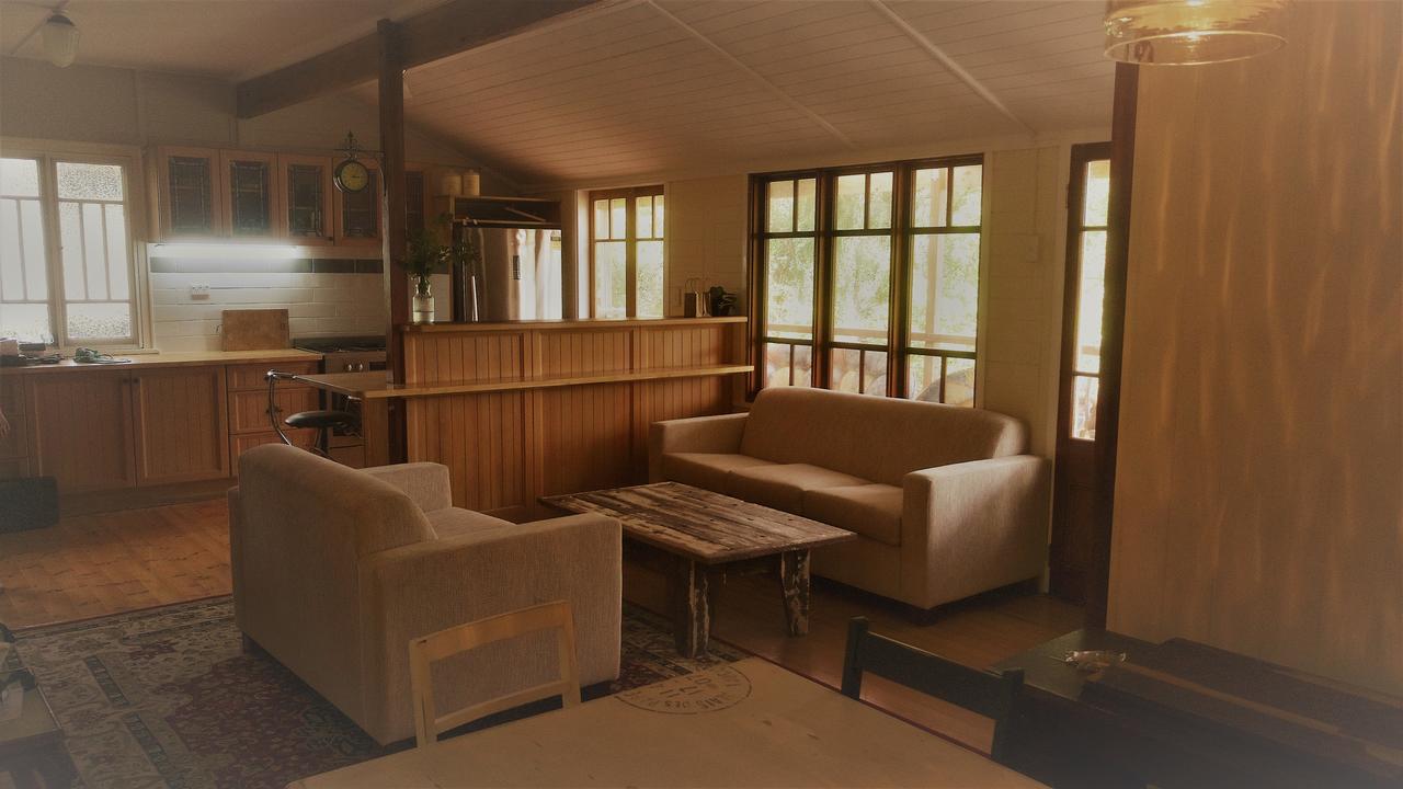 Anthony QLD Accommodation Whitsundays