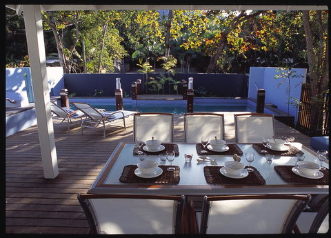 The Pines At Oak Beach - Accommodation Whitsundays 7