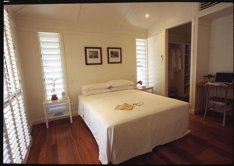 The Pines At Oak Beach - Accommodation Whitsundays 10