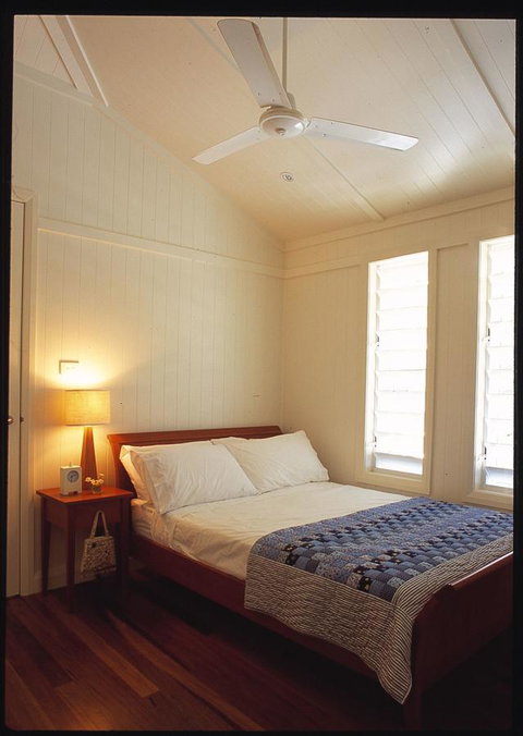 The Pines At Oak Beach - Accommodation Whitsundays 12