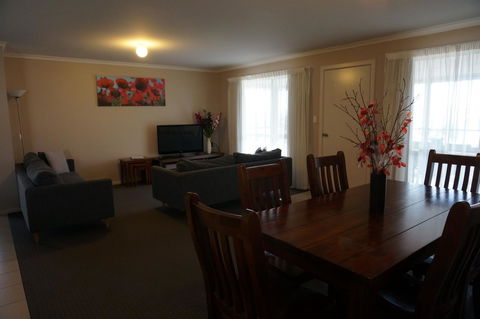 Far Away Escape - Accommodation Whitsundays 1