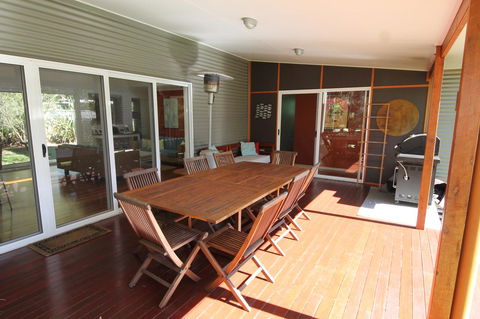 The Boarding House - Accommodation Whitsundays 7