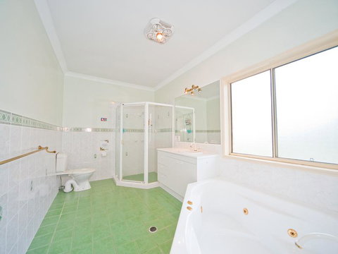 Waterfront At White Patch - Accommodation Whitsundays 29