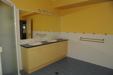 Waterfront At White Patch - Accommodation Whitsundays 20