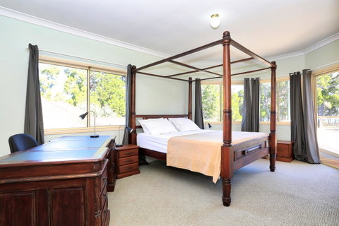 Waterfront At White Patch - Accommodation Whitsundays 36