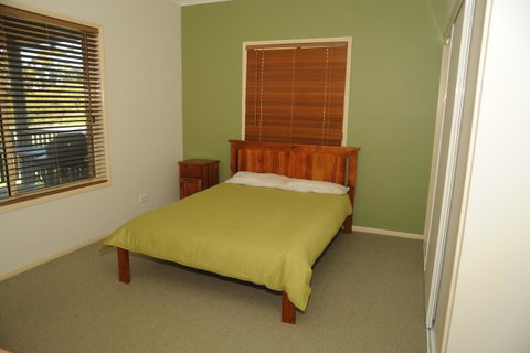 Waterfront At White Patch - Accommodation Whitsundays 18