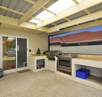 Ocean Wave - Accommodation Whitsundays