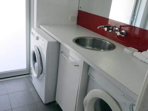 A AAA C-SHACK - Accommodation Whitsundays 15