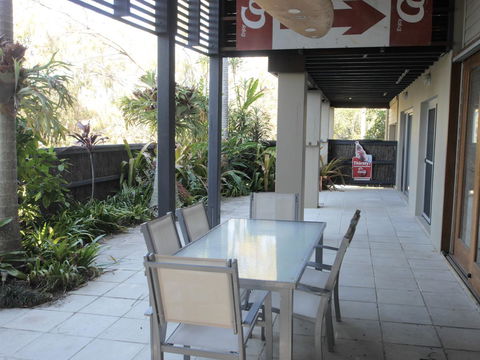 A AAA C-SHACK - Accommodation Whitsundays 4
