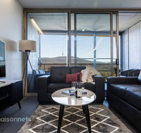 1 Bedroom Apt With Parking Walk to ANU - Accommodation Whitsundays