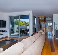 10 Sands Bvd - Accommodation Whitsundays