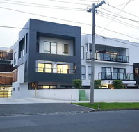136 Light-filled Homely Box Hill Apt 2Bed2BathFreeParking - Accommodation Whitsundays