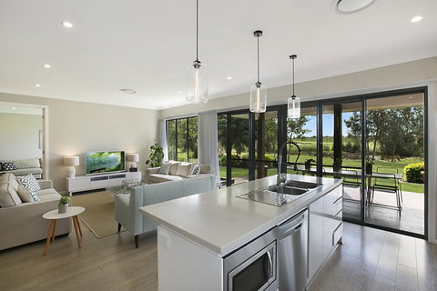 1OAK - Accommodation Whitsundays 2