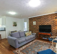2 Bedroom St Lucia Apartment close to UQ and CityCat - Accommodation Whitsundays