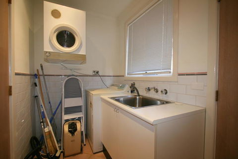 2 Munyang Street, Jindabyne - Accommodation Whitsundays 1