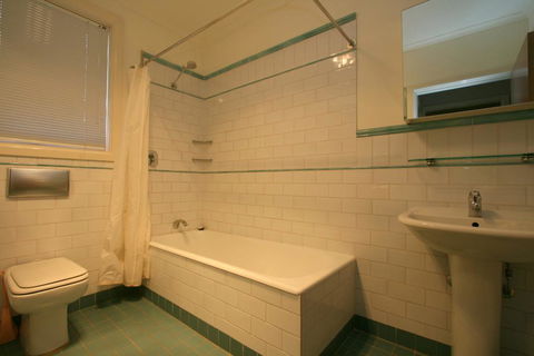 2 Munyang Street, Jindabyne - Accommodation Whitsundays 2