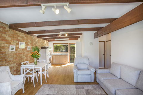 2/81 Clyde St - Villa De Golf At Mollymook - Accommodation Whitsundays 0