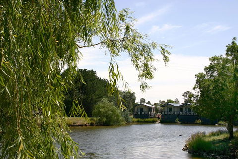 Capital Country Holiday Park - Accommodation Whitsundays 0