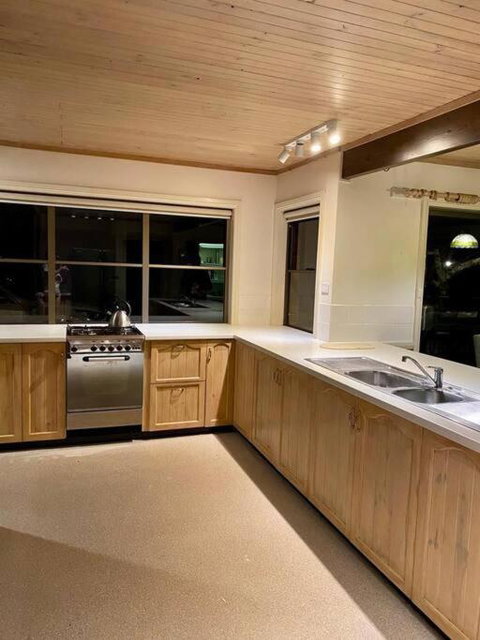 Cloud Valley Estate -Chalet - Accommodation Whitsundays 1