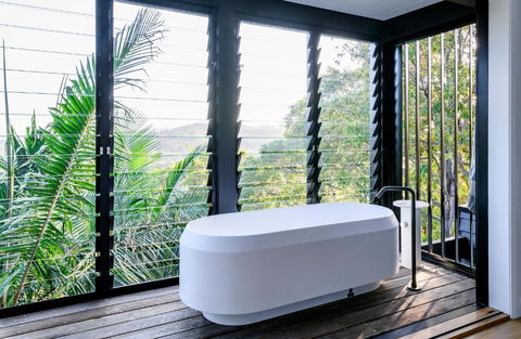 Crane Lodge - Accommodation Whitsundays 0