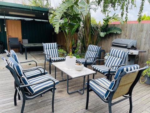 D103 Lemon Tree House - Accommodation Whitsundays 0