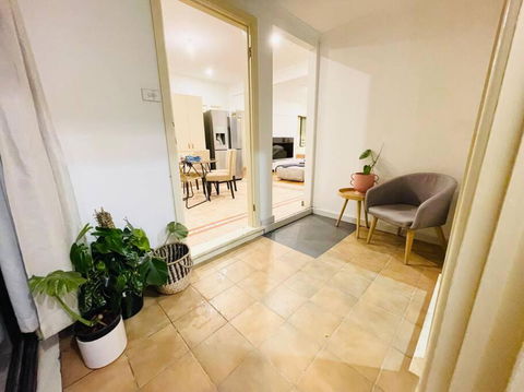 D139 Norfolk Cottage Stay - Accommodation Whitsundays 2