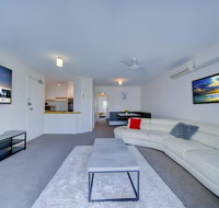 2BR Aloha Lane Main Beach Apartment
