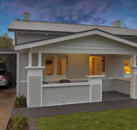 2BR Cottage With Parking Close To Adelaide CBD - Accommodation Whitsundays