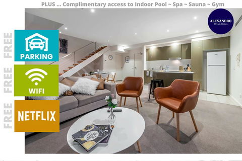 3 BDR Stylish City Retreat // Close To All And Everything In Canberra - Accommodation Whitsundays 0