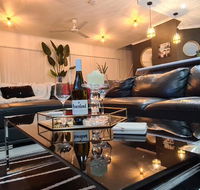 3 BEDROOM CITY ESCAPE - CHAMPAGNE STAYS Darwin - Accommodation Whitsundays