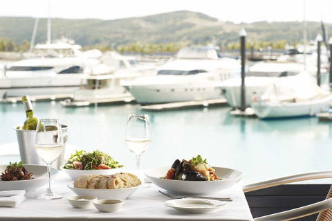 3 The Panorama Hamilton Island 2 Bedroom 2 Bathroom Ocean View Modern Apartment - Accommodation Whitsundays 1