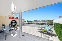 3BR Coolum Beach  Rooftop Terrace Spa Tennis Pool