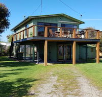 4 Bounty - Accommodation Whitsundays