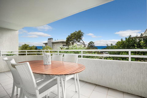 4 Cote D Azur 6 Douglas Street - Accommodation Whitsundays 1