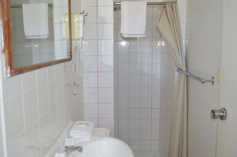 4 Lakeview Plaza - Accommodation Whitsundays 1