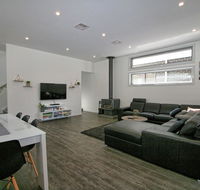 43B Twynam Street - The Falls on Twynam - Accommodation Whitsundays