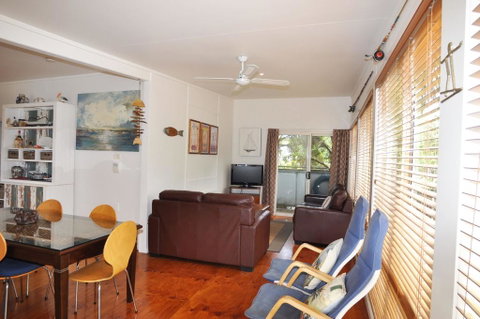 45 HALFORD - PET FRIENDLY - Accommodation Whitsundays 2